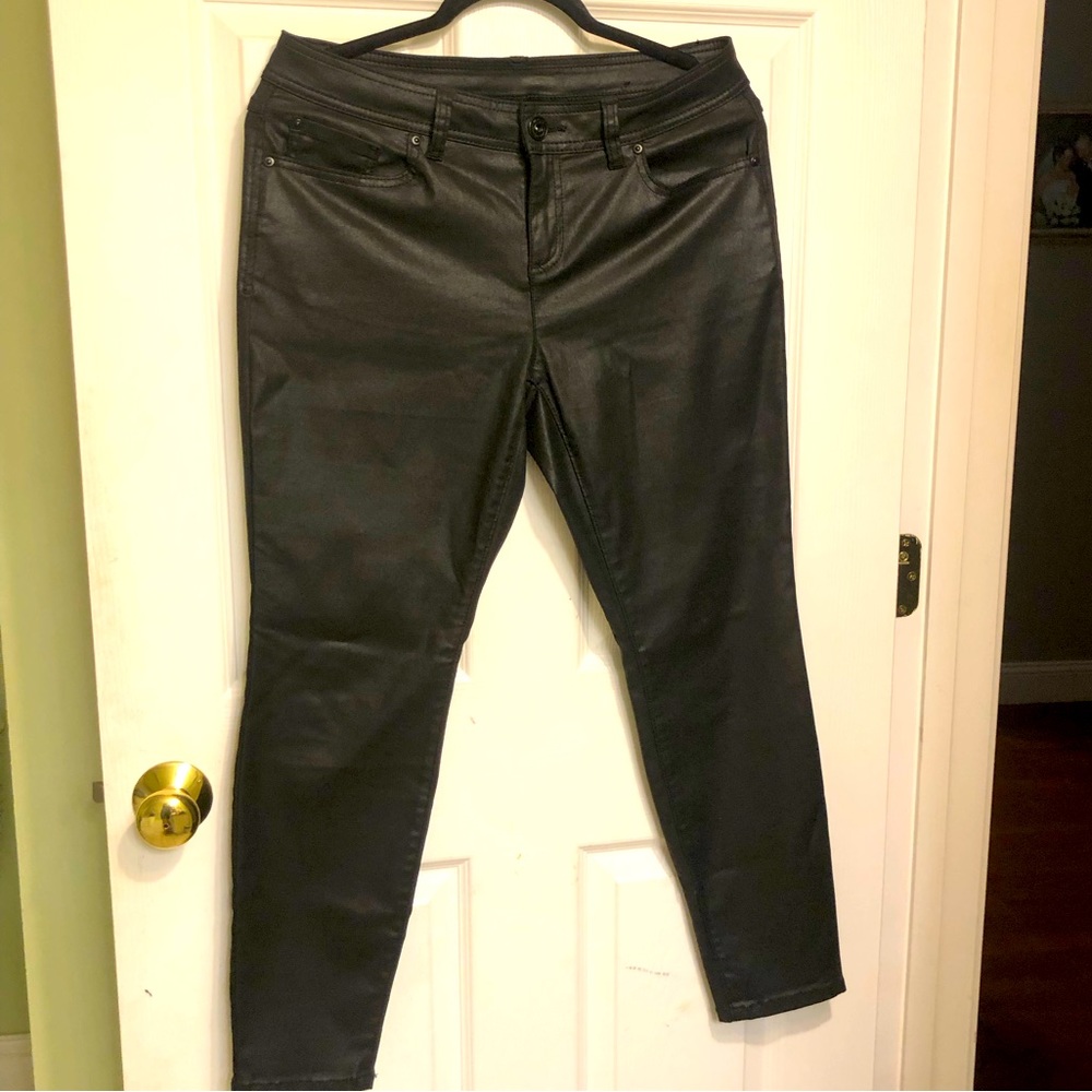 EUC Black INC international concepts Faux leather jeans 10p